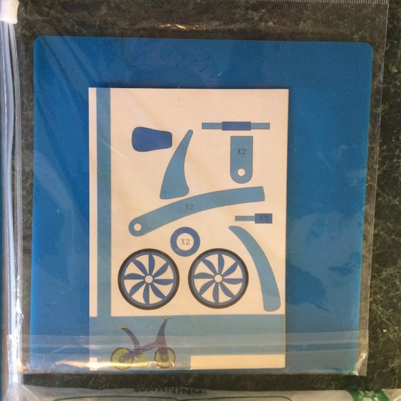 NWT 3D Drawing Pen/3D Printer Bundle. 2 Mats and 2 Filament Packs for 3Doodler - Picture 3 of 13